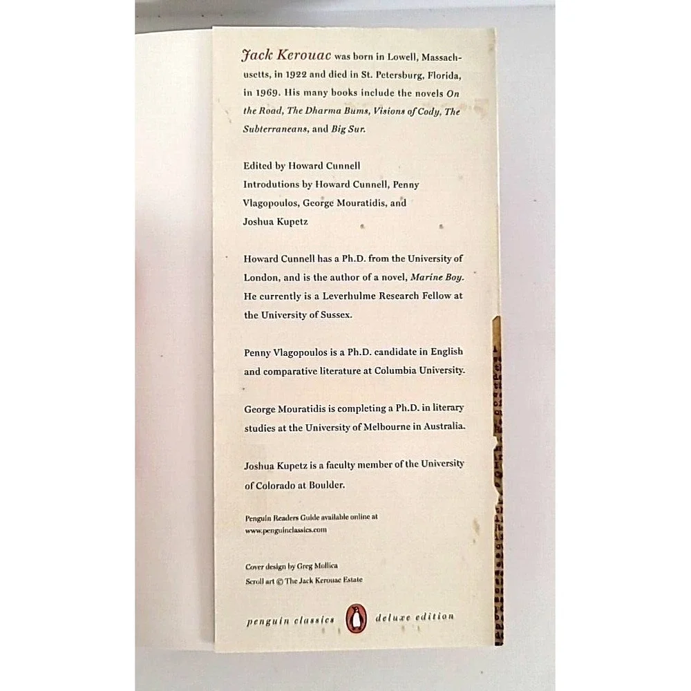 On the Road: The Original Scroll (Penguin Classics Deluxe Edition) Jack Kerouac